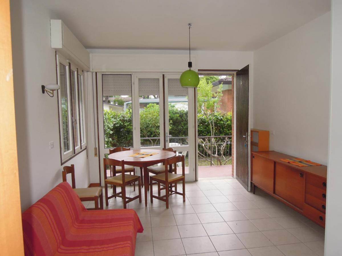 With Private Garden And Parking Appartamento *