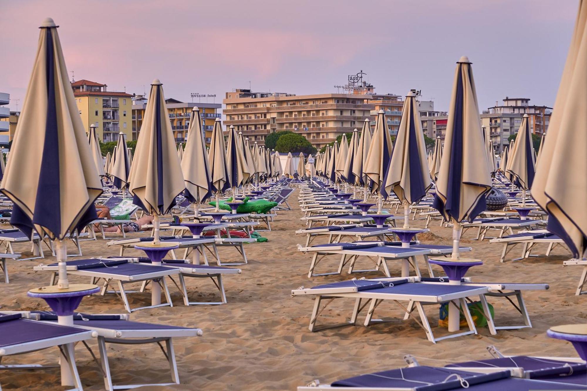 With Private Garden And Parking *